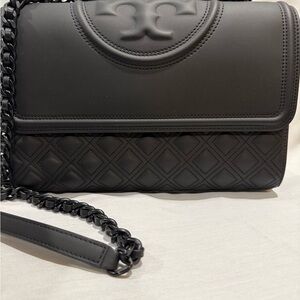 Tory Burch Black Matte Quilted Fleming Convertible Shoulder Bag
